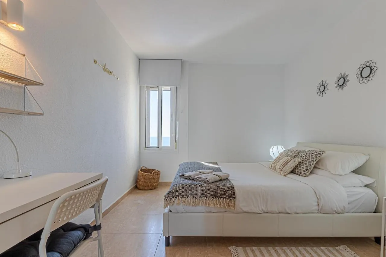 Apartment 797 Holiday Rentals - Moderno Piso Con Terraza E Impresionantes Vistas. Benalmadena Spain