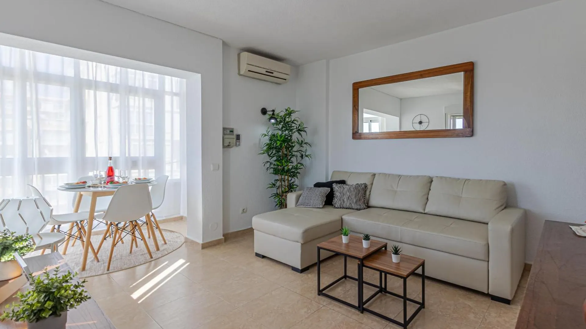 Apartment 797 Holiday Rentals - Moderno Piso Con Terraza E Impresionantes Vistas. Benalmadena