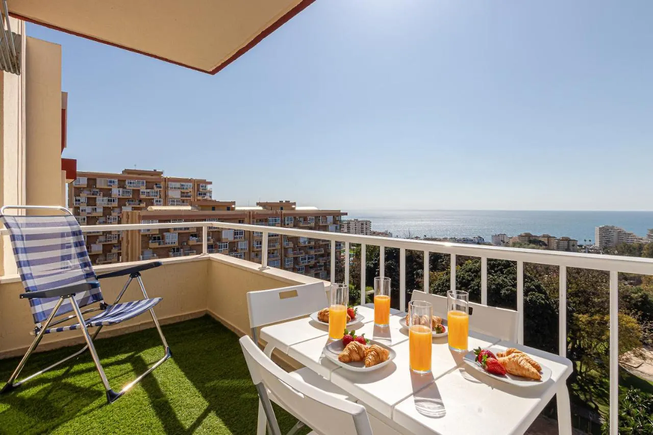 797 Holiday Rentals - Moderno Piso Con Terraza E Impresionantes Vistas. Benalmadena 0*,  Spain